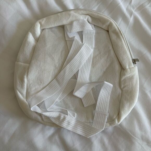 Hello Kitty Backpack - Picture 2 of 5